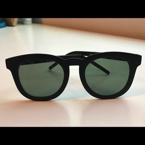 Quay Sunglasses Matte Black